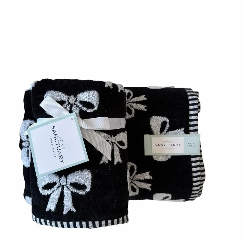 Style Sanctuary chic black